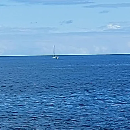 Olas 1, Lateral Sea View